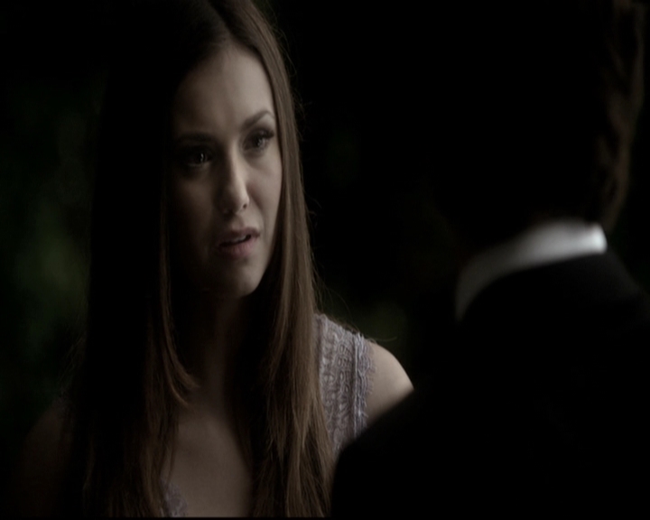 VampireDiariesWorld-dot-nl_6x22ImThinkingOfYouAllTheWhile1298.jpg