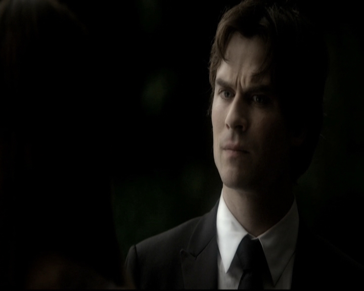 VampireDiariesWorld-dot-nl_6x22ImThinkingOfYouAllTheWhile1299.jpg