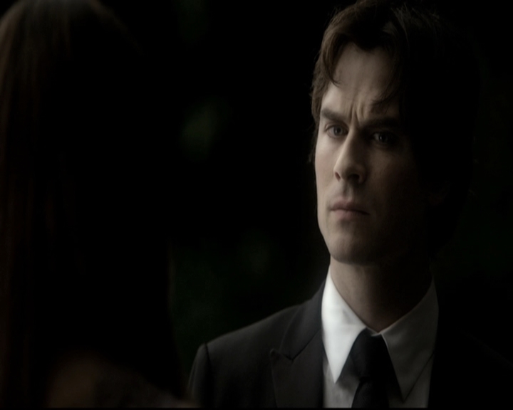 VampireDiariesWorld-dot-nl_6x22ImThinkingOfYouAllTheWhile1300.jpg