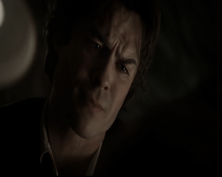 VampireDiariesWorld-dot-nl_6x22ImThinkingOfYouAllTheWhile1356.jpg