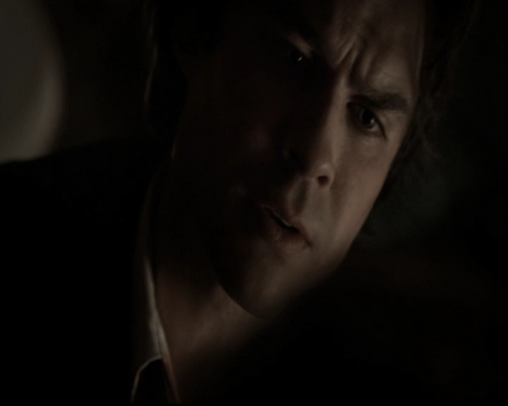 VampireDiariesWorld-dot-nl_6x22ImThinkingOfYouAllTheWhile1357.jpg