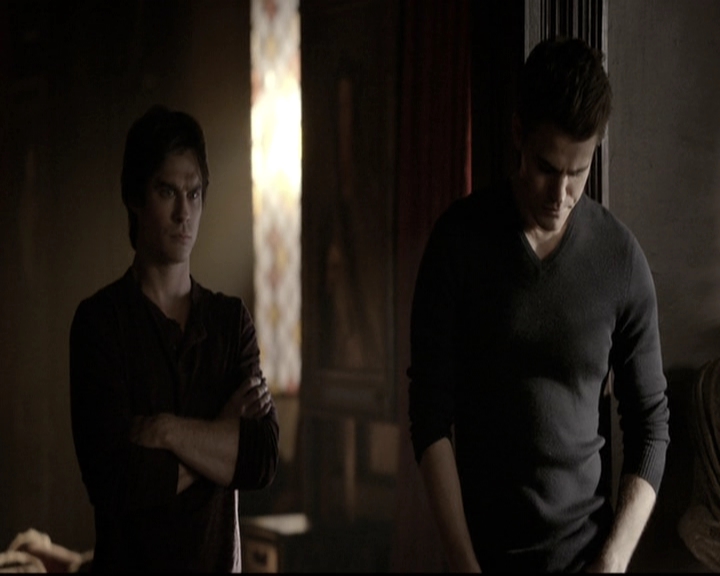 VampireDiariesWorld-dot-nl_6x22ImThinkingOfYouAllTheWhile1478.jpg