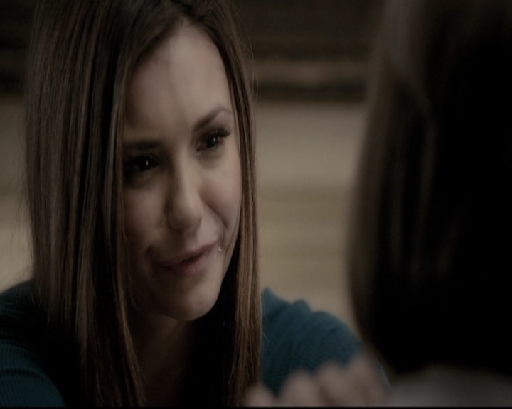 VampireDiariesWorld-dot-nl_6x22ImThinkingOfYouAllTheWhile1576.jpg