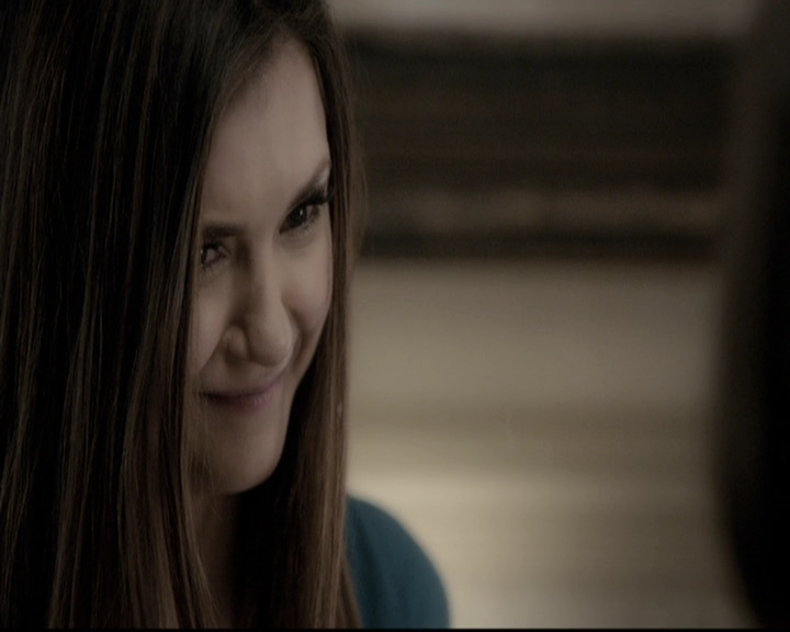 VampireDiariesWorld-dot-nl_6x22ImThinkingOfYouAllTheWhile1592.jpg