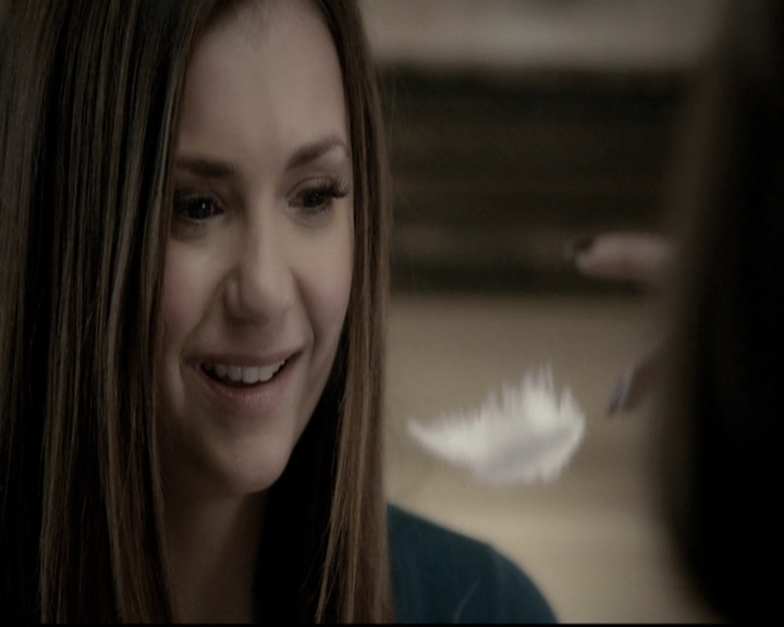 VampireDiariesWorld-dot-nl_6x22ImThinkingOfYouAllTheWhile1606.jpg