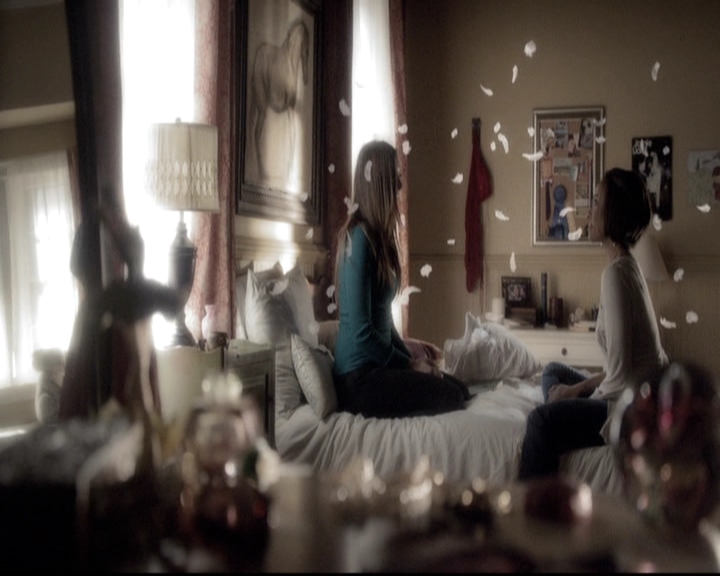 VampireDiariesWorld-dot-nl_6x22ImThinkingOfYouAllTheWhile1611.jpg