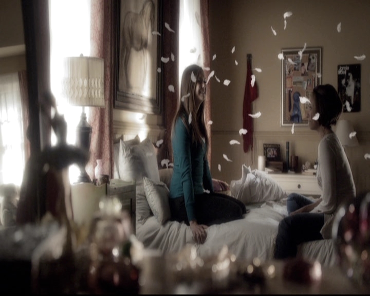 VampireDiariesWorld-dot-nl_6x22ImThinkingOfYouAllTheWhile1615.jpg