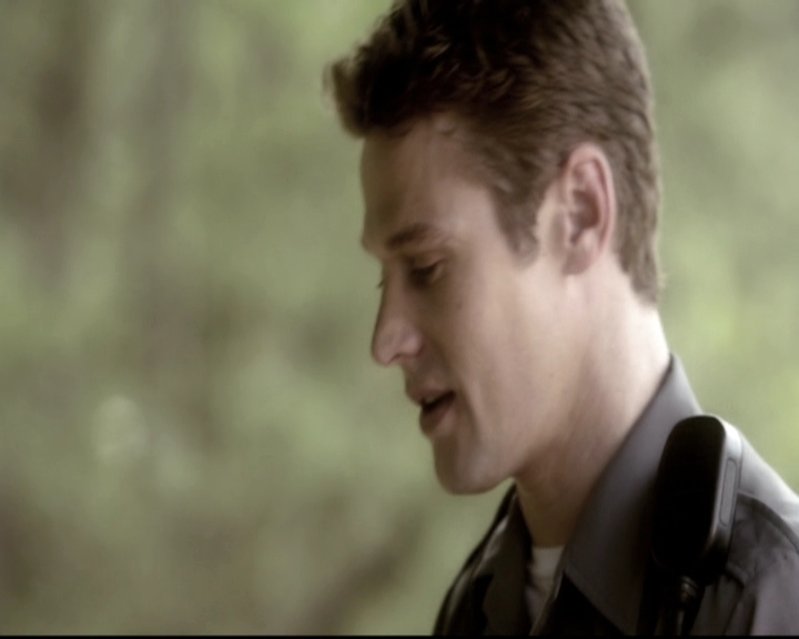 VampireDiariesWorld-dot-nl_6x22ImThinkingOfYouAllTheWhile1625.jpg