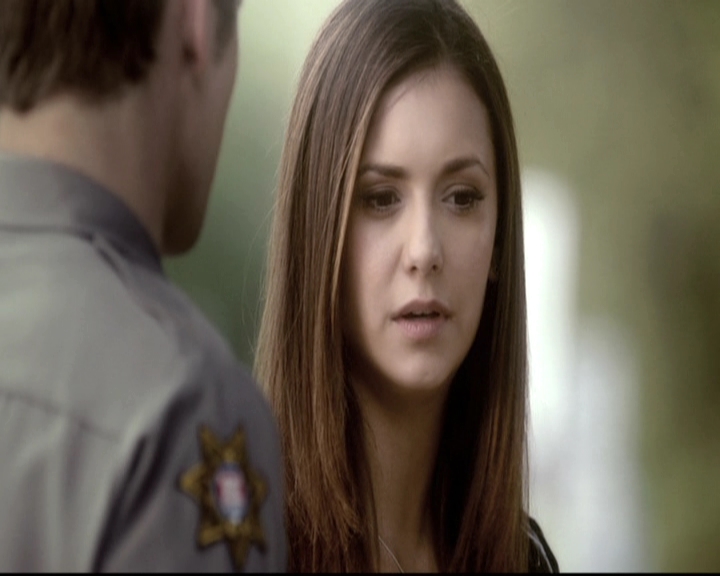 VampireDiariesWorld-dot-nl_6x22ImThinkingOfYouAllTheWhile1635.jpg