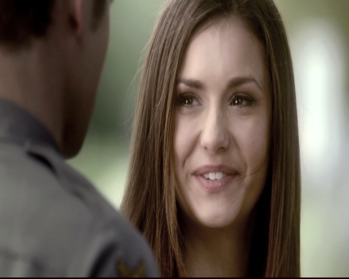 VampireDiariesWorld-dot-nl_6x22ImThinkingOfYouAllTheWhile1650.jpg