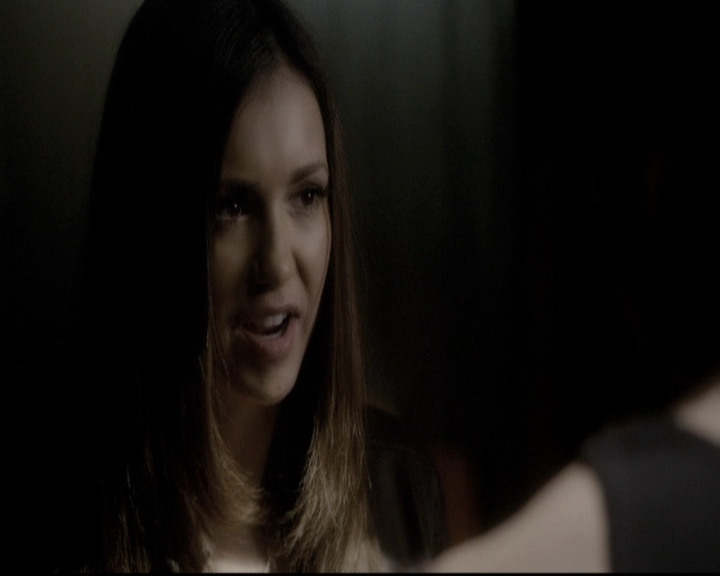 VampireDiariesWorld-dot-nl_6x22ImThinkingOfYouAllTheWhile1765.jpg