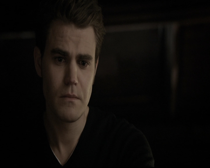 VampireDiariesWorld-dot-nl_6x22ImThinkingOfYouAllTheWhile1793.jpg