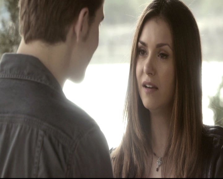 VampireDiariesWorld-dot-nl_6x22ImThinkingOfYouAllTheWhile1814.jpg