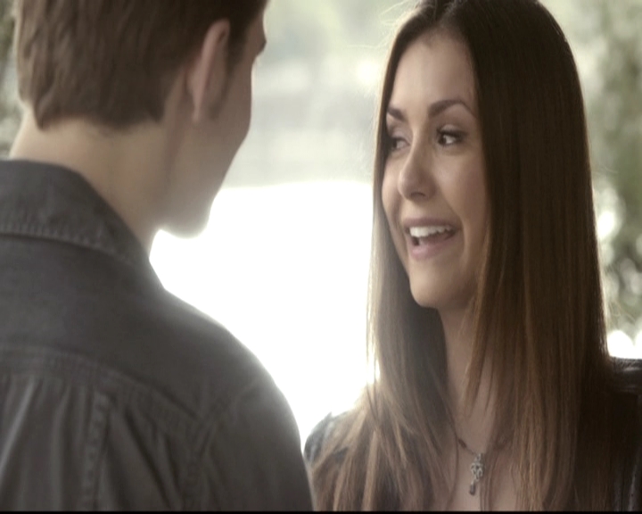 VampireDiariesWorld-dot-nl_6x22ImThinkingOfYouAllTheWhile1827.jpg