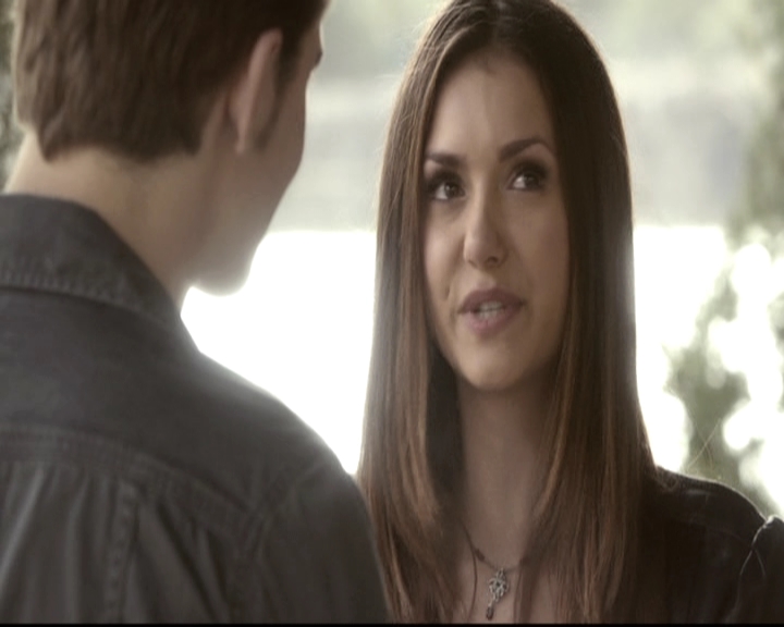 VampireDiariesWorld-dot-nl_6x22ImThinkingOfYouAllTheWhile1831.jpg