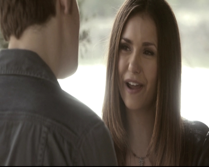 VampireDiariesWorld-dot-nl_6x22ImThinkingOfYouAllTheWhile1840.jpg