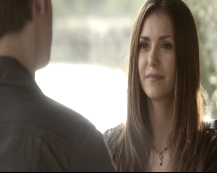 VampireDiariesWorld-dot-nl_6x22ImThinkingOfYouAllTheWhile1851.jpg