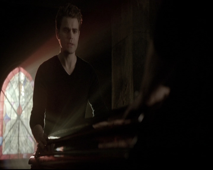 VampireDiariesWorld-dot-nl_6x22ImThinkingOfYouAllTheWhile1956.jpg