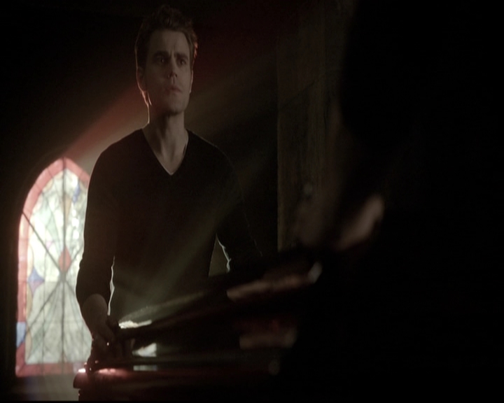 VampireDiariesWorld-dot-nl_6x22ImThinkingOfYouAllTheWhile1960.jpg