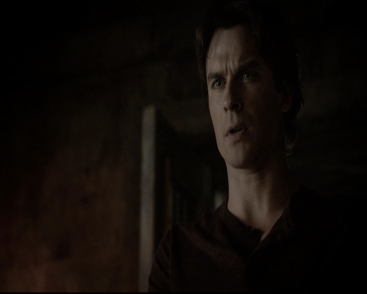 VampireDiariesWorld-dot-nl_6x22ImThinkingOfYouAllTheWhile1966.jpg