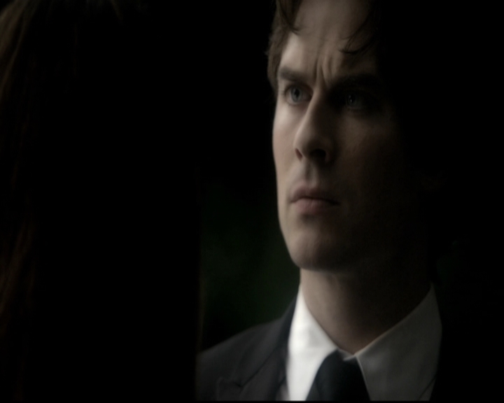 VampireDiariesWorld-dot-nl_6x22ImThinkingOfYouAllTheWhile2042.jpg