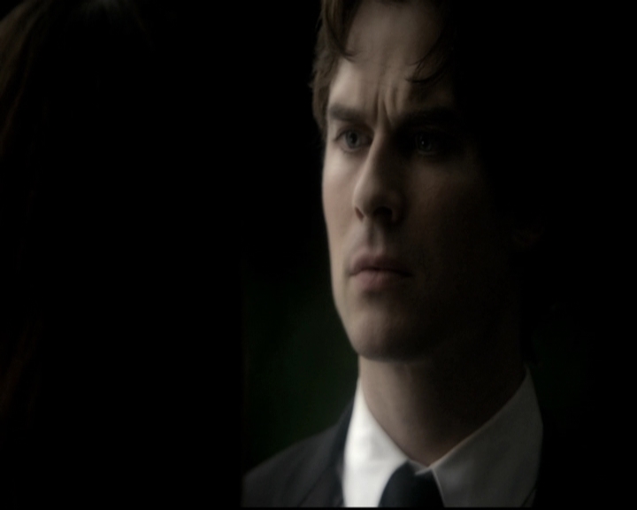 VampireDiariesWorld-dot-nl_6x22ImThinkingOfYouAllTheWhile2043.jpg