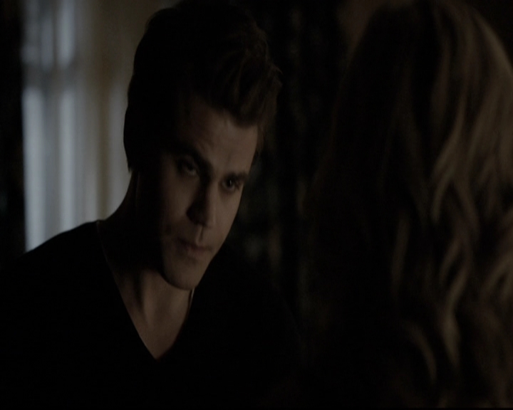 VampireDiariesWorld-dot-nl_6x22ImThinkingOfYouAllTheWhile2118.jpg