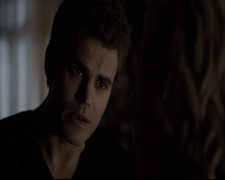 VampireDiariesWorld-dot-nl_6x22ImThinkingOfYouAllTheWhile2144.jpg