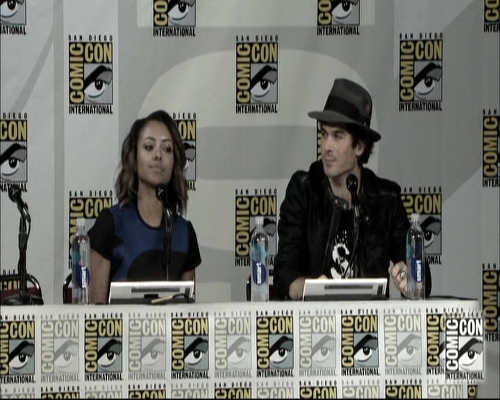 VampireDiariesWorld-dot-nl_S6TheVampireDiaires2014Comic-ConPanel0364.jpg