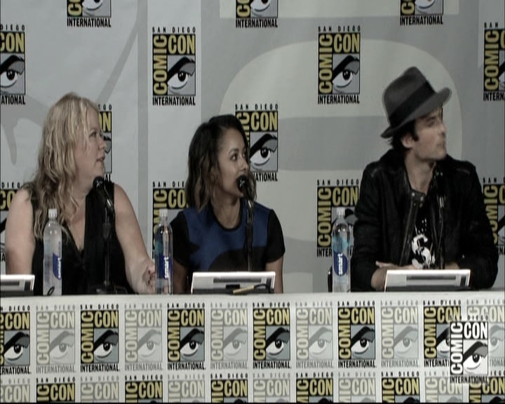 VampireDiariesWorld-dot-nl_S6TheVampireDiaires2014Comic-ConPanel0491.jpg