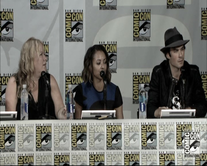 VampireDiariesWorld-dot-nl_S6TheVampireDiaires2014Comic-ConPanel0493.jpg