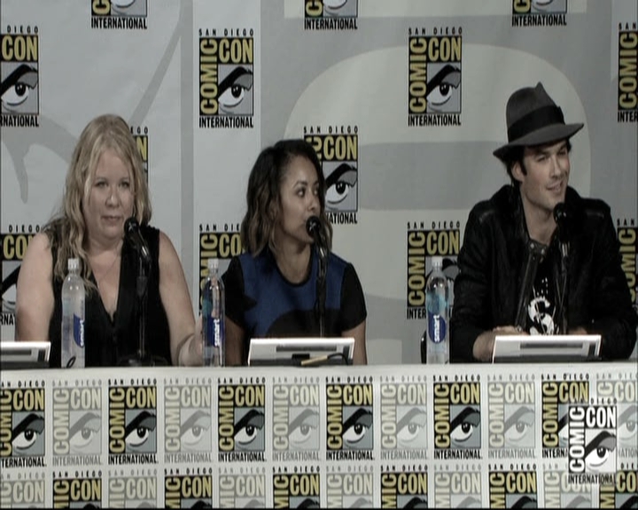 VampireDiariesWorld-dot-nl_S6TheVampireDiaires2014Comic-ConPanel0494.jpg