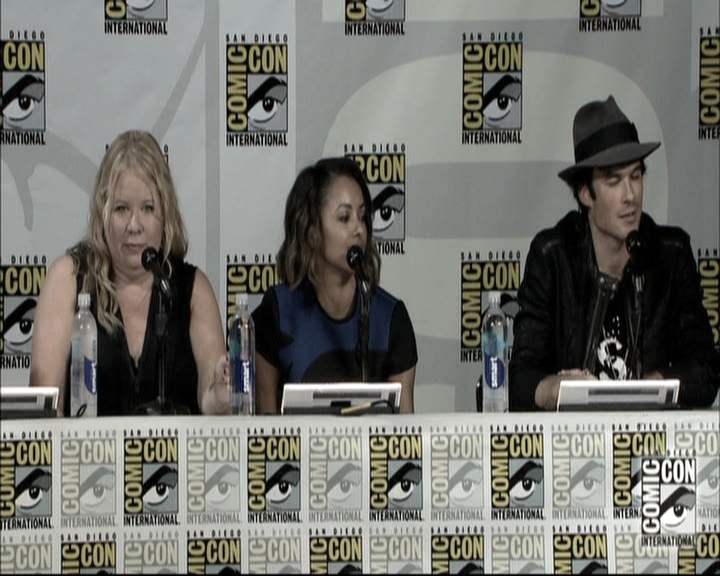 VampireDiariesWorld-dot-nl_S6TheVampireDiaires2014Comic-ConPanel0495.jpg