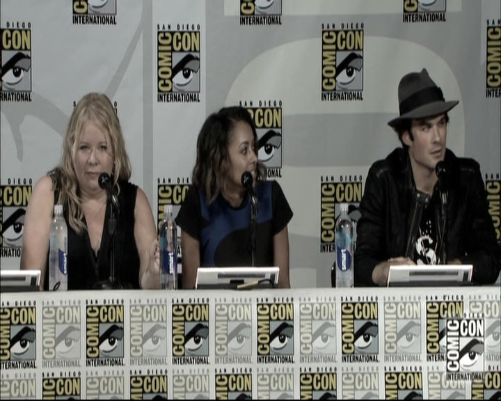 VampireDiariesWorld-dot-nl_S6TheVampireDiaires2014Comic-ConPanel0496.jpg