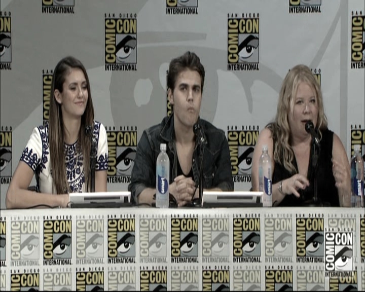 VampireDiariesWorld-dot-nl_S6TheVampireDiaires2014Comic-ConPanel0507.jpg