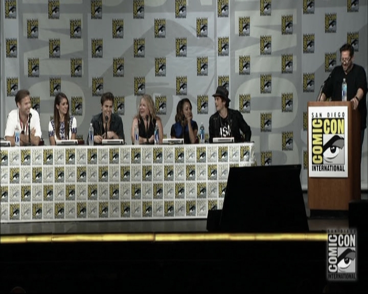 VampireDiariesWorld-dot-nl_S6TheVampireDiaires2014Comic-ConPanel0603.jpg