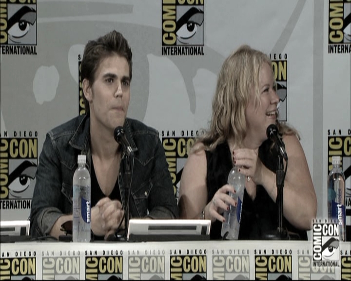 VampireDiariesWorld-dot-nl_S6TheVampireDiaires2014Comic-ConPanel0607.jpg