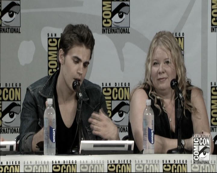 VampireDiariesWorld-dot-nl_S6TheVampireDiaires2014Comic-ConPanel0797.jpg