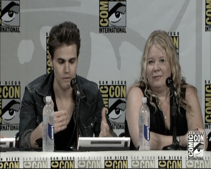 VampireDiariesWorld-dot-nl_S6TheVampireDiaires2014Comic-ConPanel0798.jpg