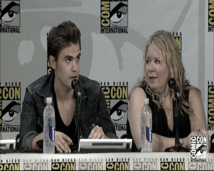 VampireDiariesWorld-dot-nl_S6TheVampireDiaires2014Comic-ConPanel0825.jpg