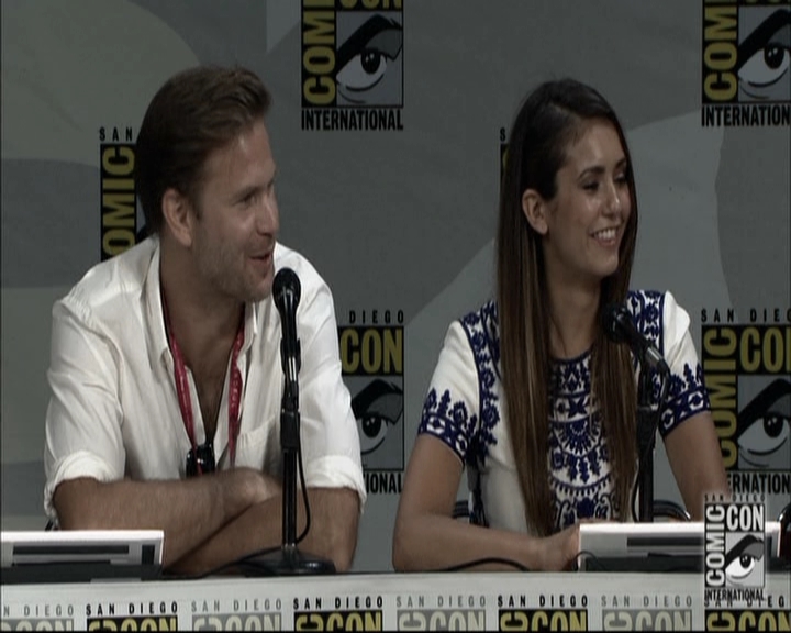 VampireDiariesWorld-dot-nl_S6TheVampireDiaires2014Comic-ConPanel0924.jpg