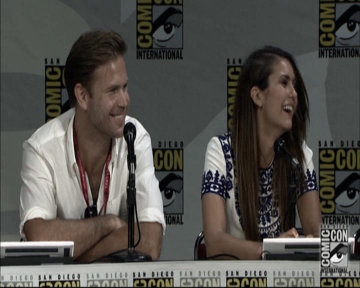 VampireDiariesWorld-dot-nl_S6TheVampireDiaires2014Comic-ConPanel0971.jpg