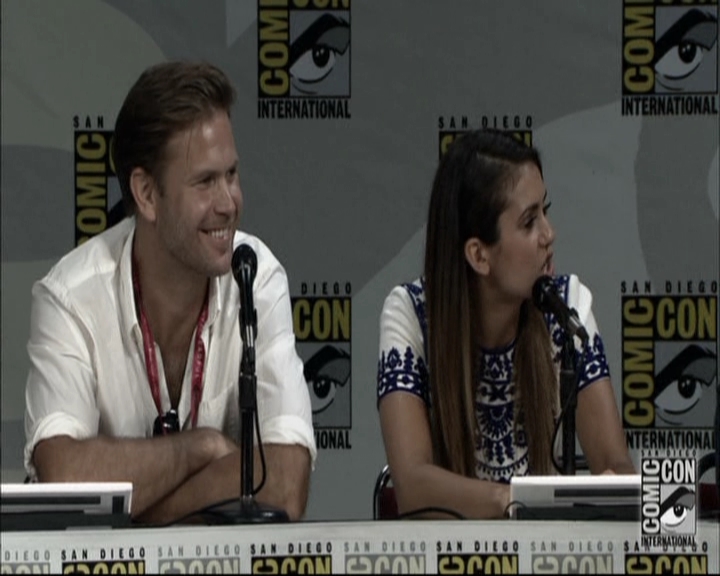 VampireDiariesWorld-dot-nl_S6TheVampireDiaires2014Comic-ConPanel0973.jpg