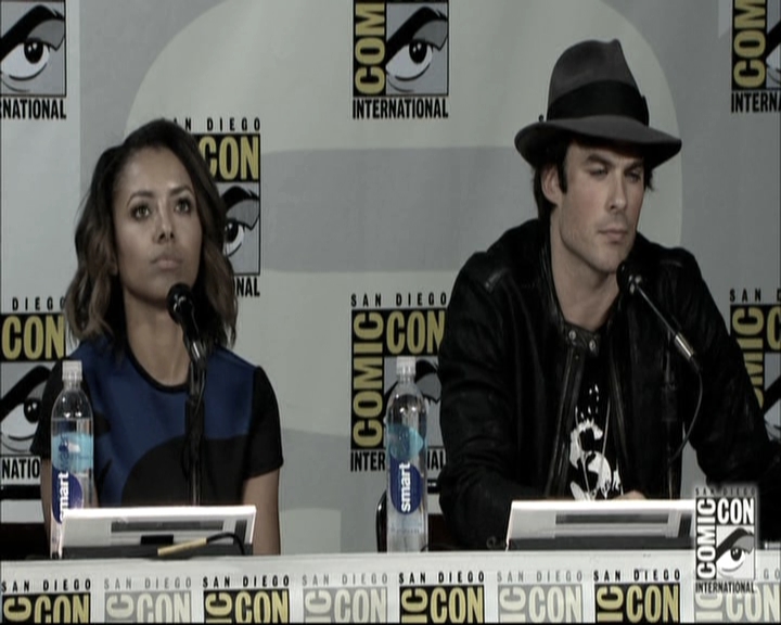 VampireDiariesWorld-dot-nl_S6TheVampireDiaires2014Comic-ConPanel1024.jpg