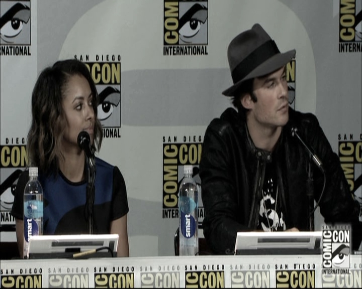 VampireDiariesWorld-dot-nl_S6TheVampireDiaires2014Comic-ConPanel1040.jpg