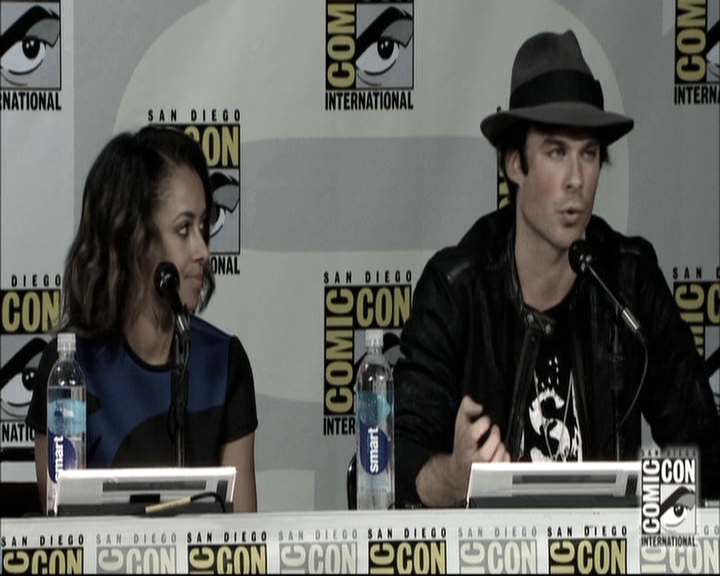 VampireDiariesWorld-dot-nl_S6TheVampireDiaires2014Comic-ConPanel1050.jpg