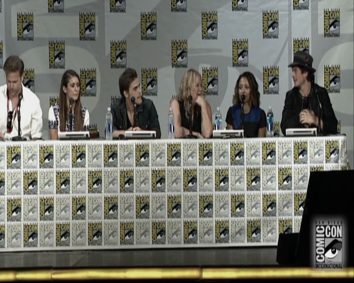 VampireDiariesWorld-dot-nl_S6TheVampireDiaires2014Comic-ConPanel1137.jpg