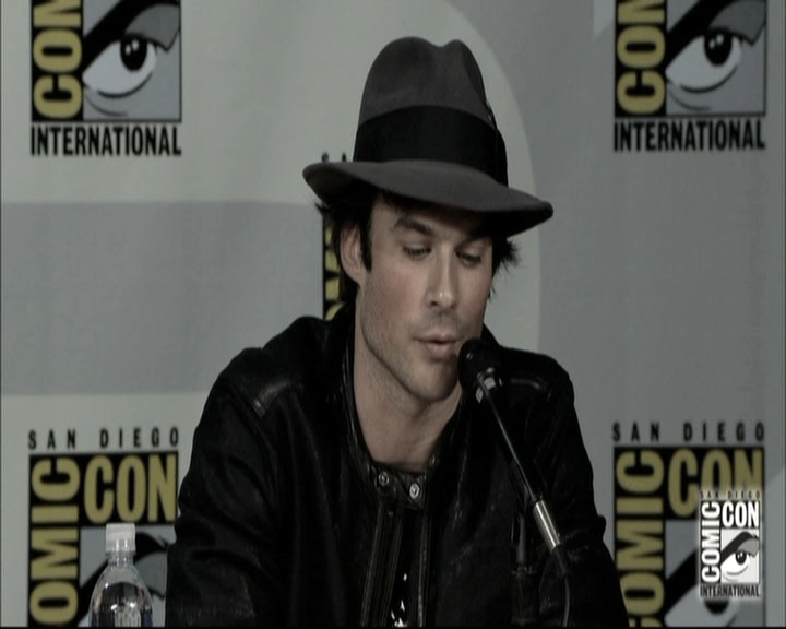 VampireDiariesWorld-dot-nl_S6TheVampireDiaires2014Comic-ConPanel1165.jpg