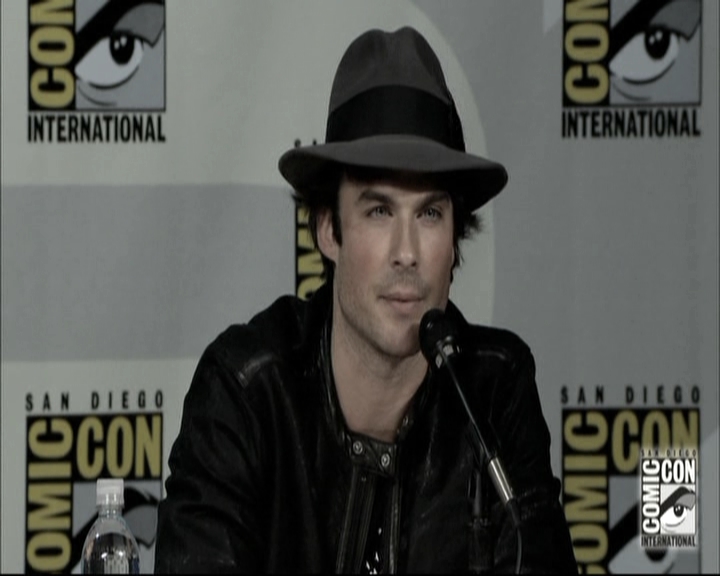 VampireDiariesWorld-dot-nl_S6TheVampireDiaires2014Comic-ConPanel1169.jpg