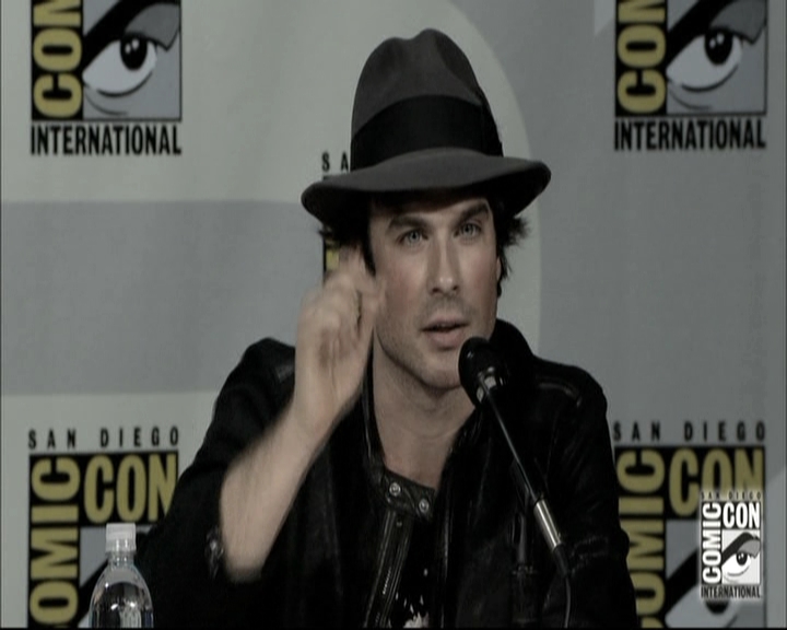 VampireDiariesWorld-dot-nl_S6TheVampireDiaires2014Comic-ConPanel1170.jpg